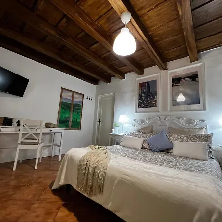 La Piccola Maison Apartment *